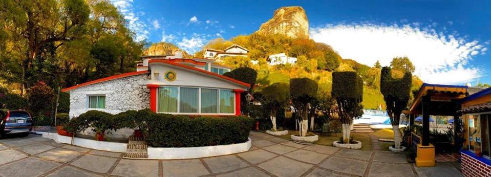 Bungalows Andrea Hotel Tepoztlan Exterior photo